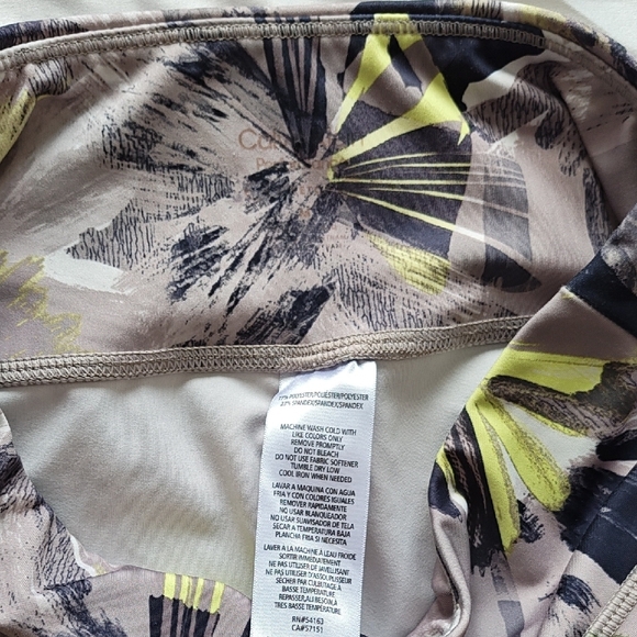 Calvin Klein Floral-Print High-Waist Leggings in Sage, Black & Gray - Picture 9 of 14